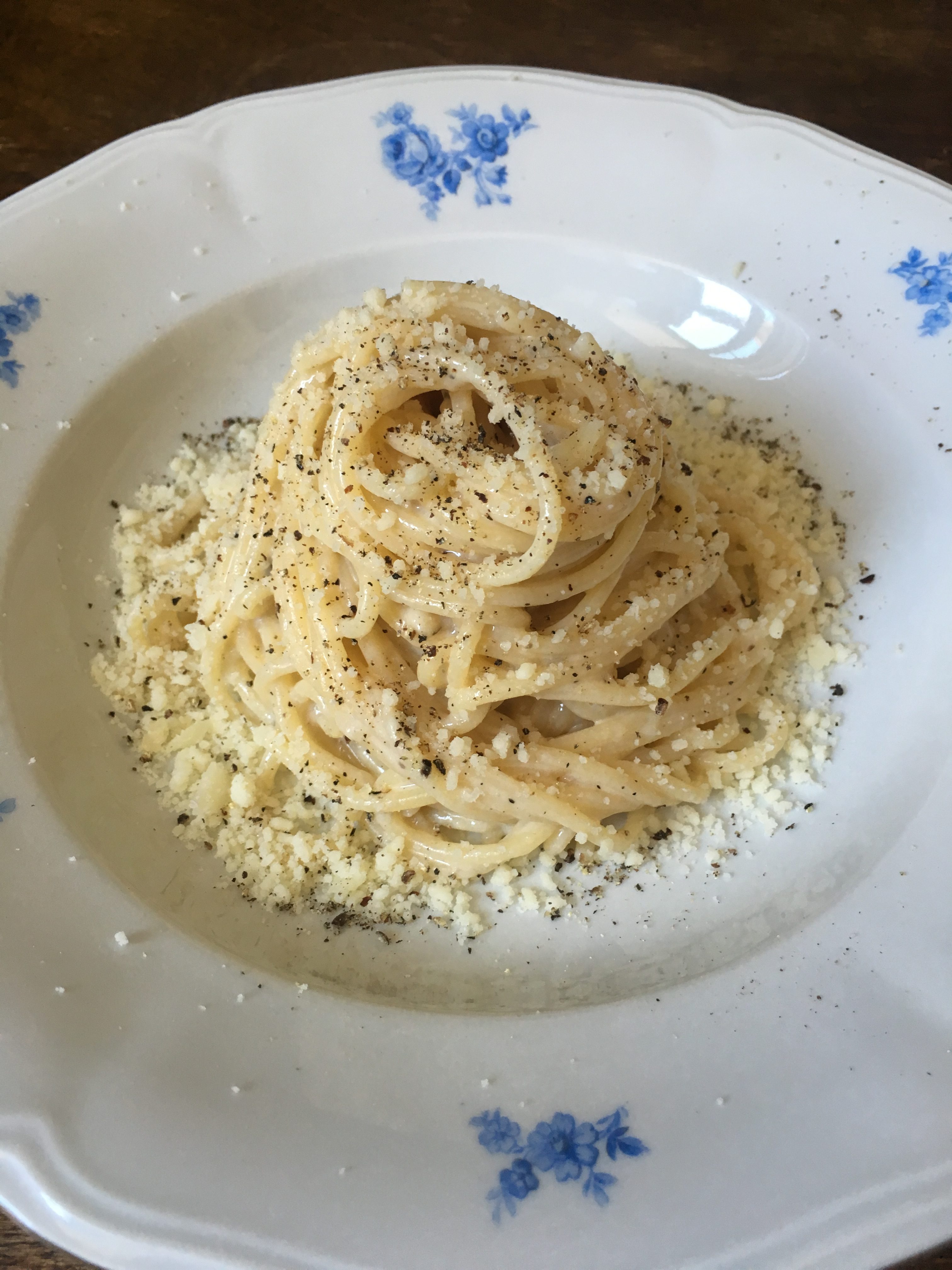 Spaghetti Cacio E Pepe – T O N I B R A N C A T I S A N O